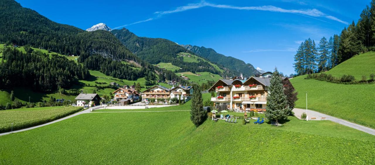 Oberjahrl Hotel Ahrntal Bagian luar foto