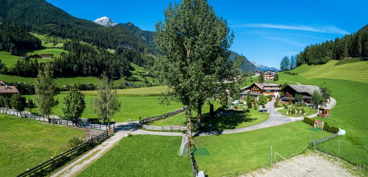 Oberjahrl Hotel Ahrntal Bagian luar foto