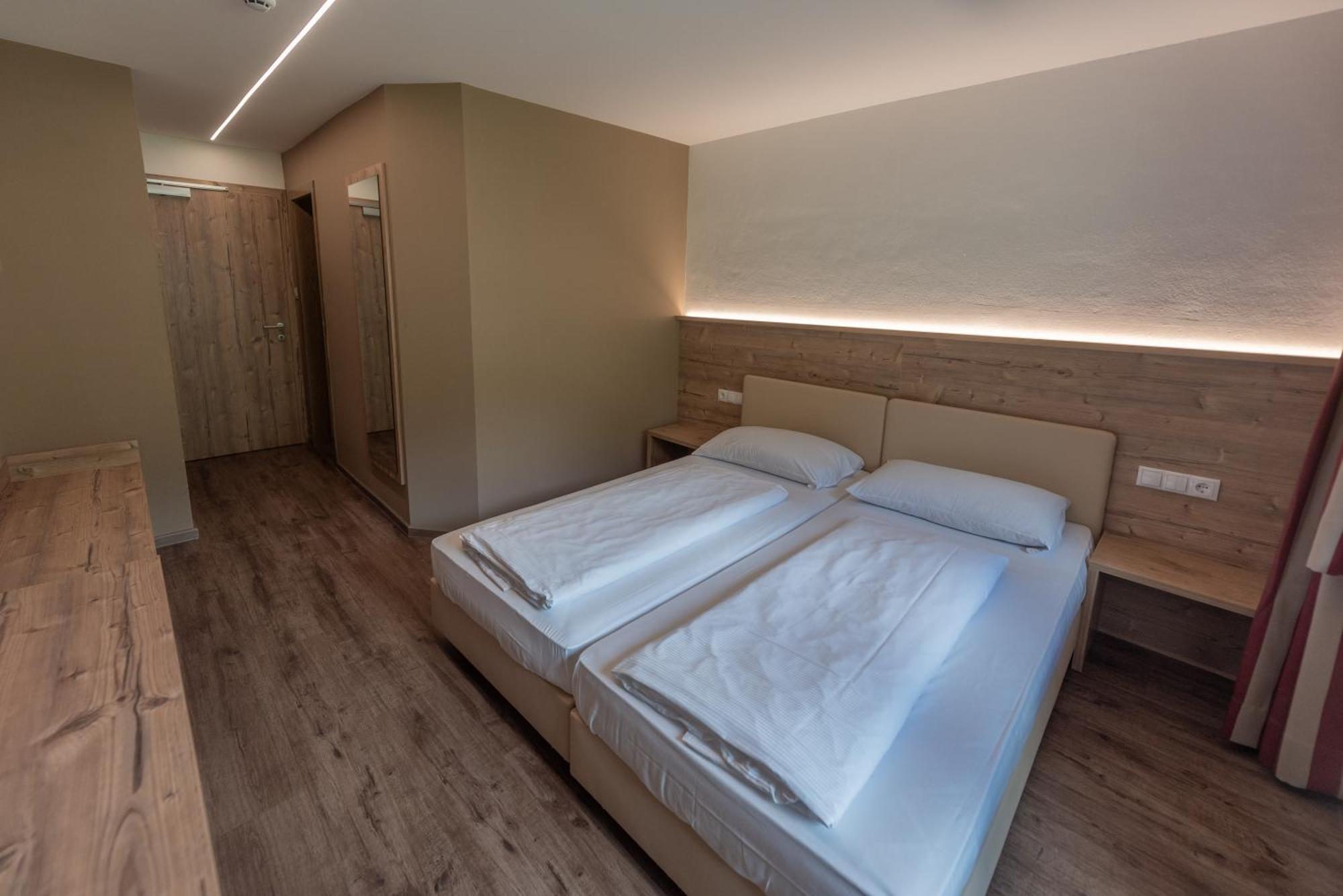 Oberjahrl Hotel Ahrntal Bagian luar foto
