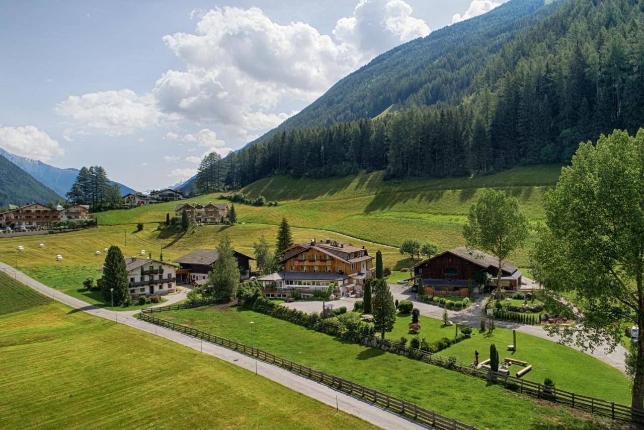Oberjahrl Hotel Ahrntal Bagian luar foto